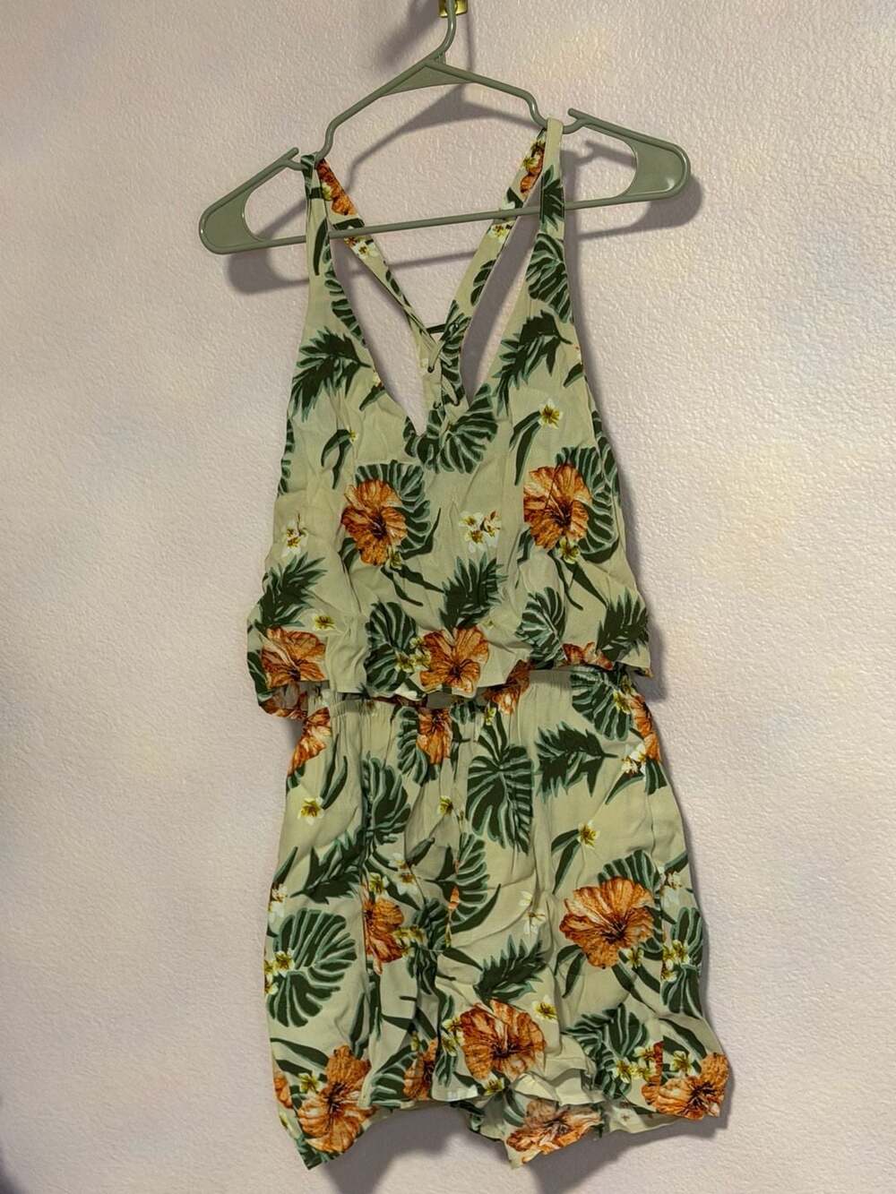 Miss Me Tropical Floral Halter Romper Size M Multi Beige